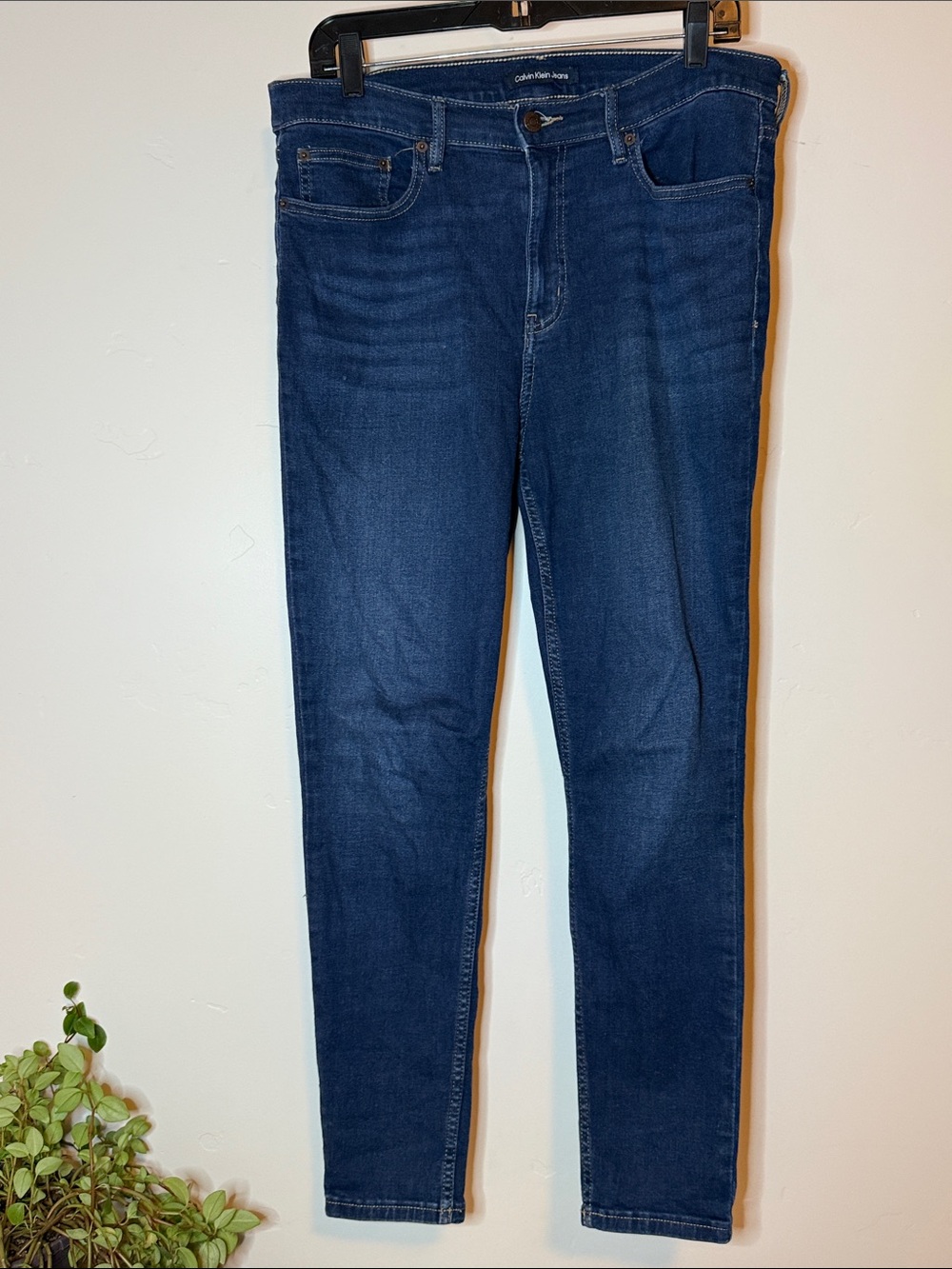 Calvin Klein Jeans Women’s Size 14 Dark Wash REPREVE Stretch Denim